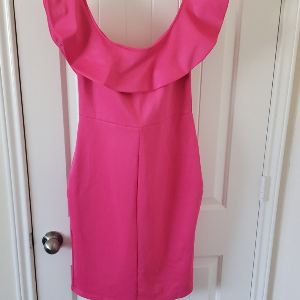 Dress - Picture 4 of 5